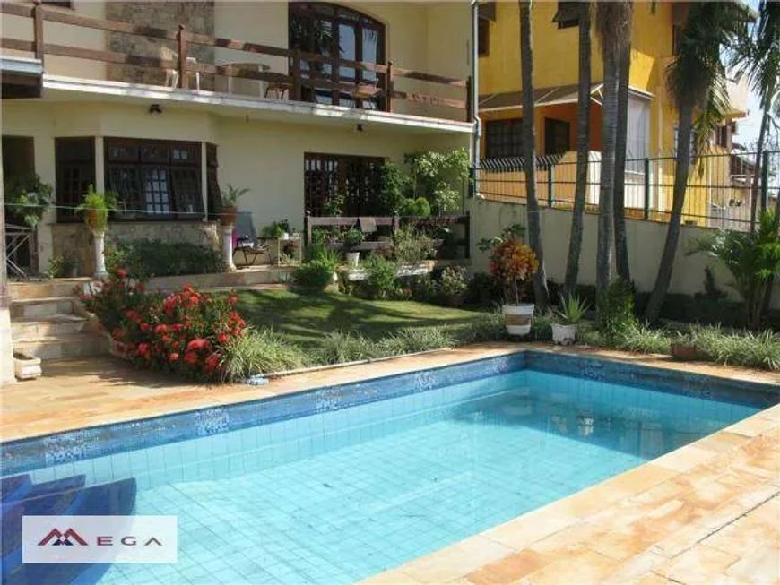 Casa com 3 dormitórios à venda, 365 m² por R$ 1.400.000,00 - Jardim Chapadão - Campinas/SP
