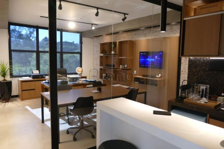 Sala Comercial à venda em Sousas