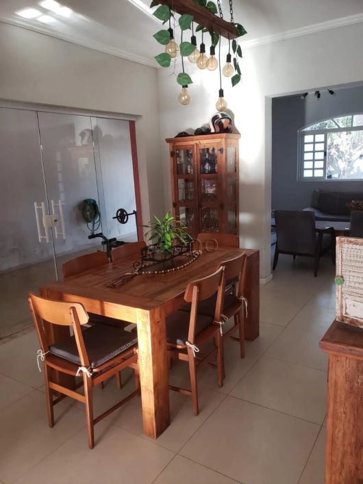 Casa à venda em Campinas, Loteamento Caminhos de São Conrado (Sousas), com 4 quartos, com 240 m²
