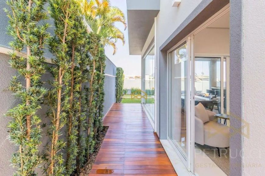 Casa com 4 dormitórios à venda, 270 m² por R$ 2.570.000,00 - Swiss Park - Campinas/SP