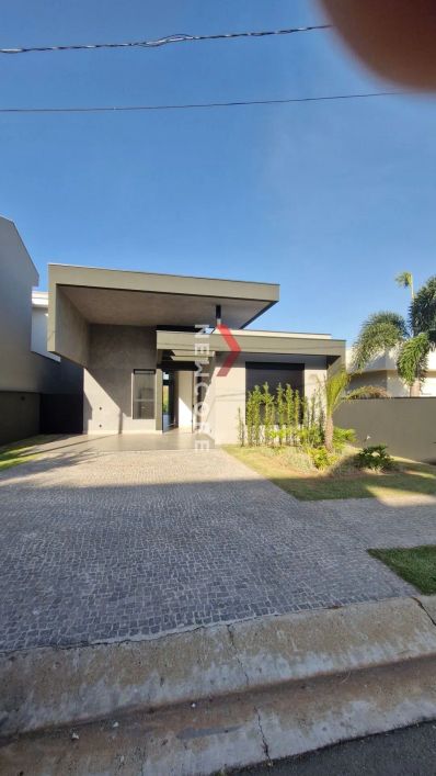 Casa de condomínio em Rua Expedicionário Fortunato Ferrari - Swiss Park - Campinas/SP