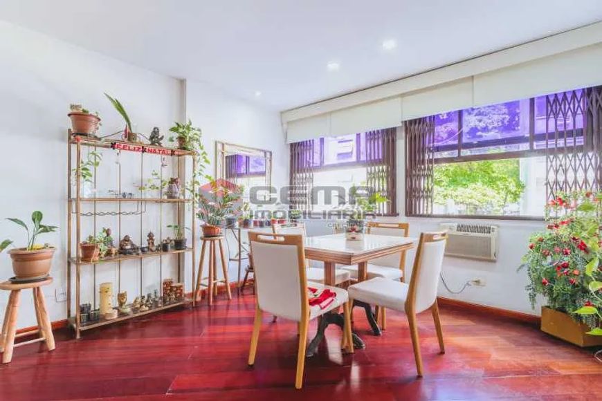 Apartamento - / Residencial / Flamengo
