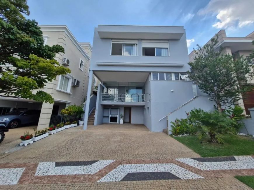 Sobrado à venda em Campinas, Ville Sainte Hélène, com 3 suítes, com 245.4 m²