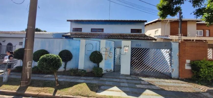 Casa à venda com 3 quartos no Jardim Chapadão, Campinas.