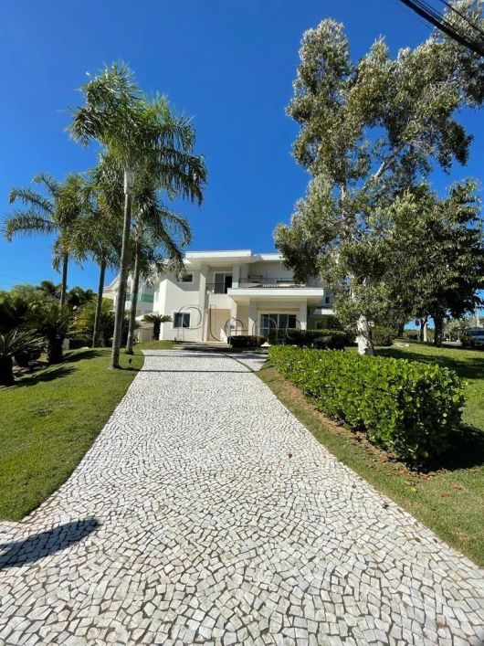 Casa à venda com 4 quartos no Loteamento Alphaville Campinas.