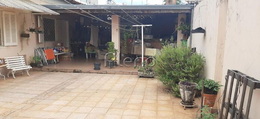 Venda | Casa com 180.0 m², 4 dormitórios. Vila Itapura, Campinas