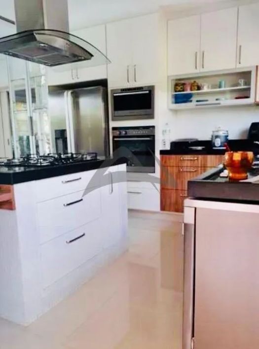 Casa à venda em Campinas, Parque São Quirino, com 4 suítes, com 327 m²