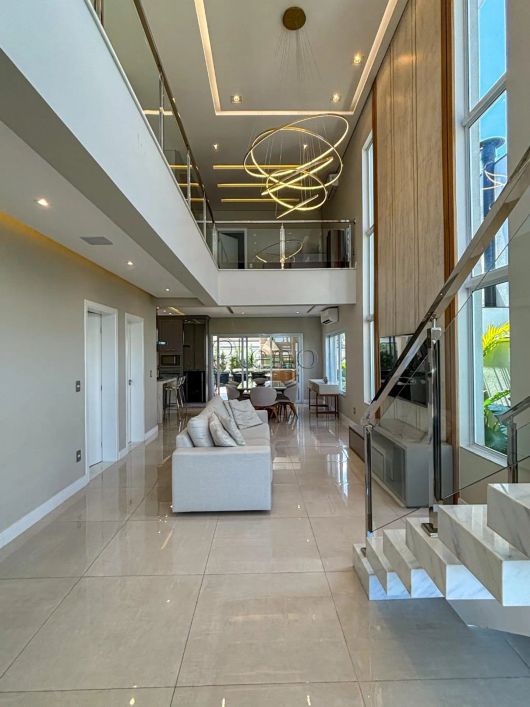Casa à venda com 4 suítes no Swiss Park, em Campinas.