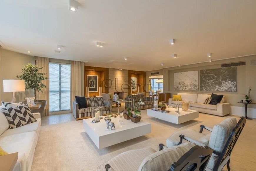 Apartamento à venda com 4 suítes no Cambuí, Campinas.