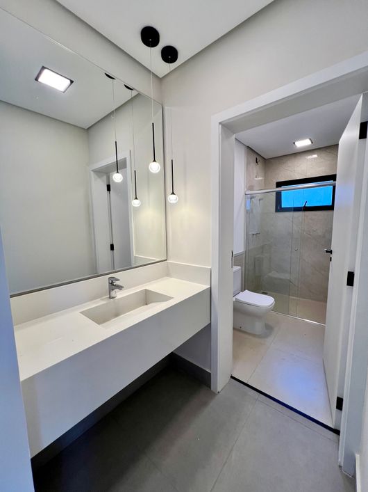 Casa à venda no Villa dos Plátanos, loteamento Alphaville Campinas.
