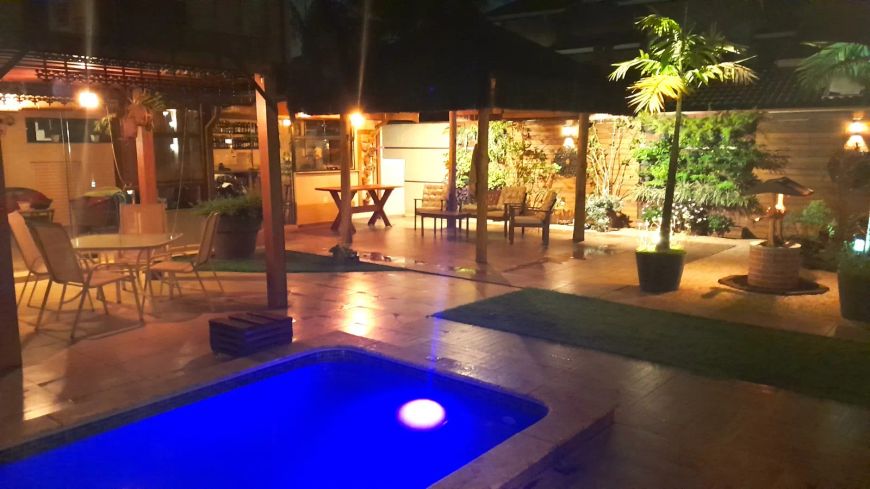 CASA A VENDA EM CONDOMINIO DE ALTO PADRÃO