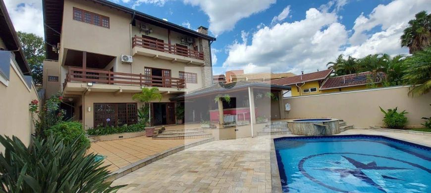 Casa a venda no condomínio San Conrado em Sousas - Campinas