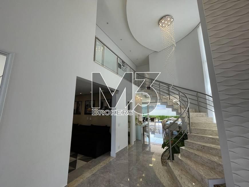 Sobrado à venda em Campinas, Swiss Park, com 3 suítes, com 283 m², Swiss Park