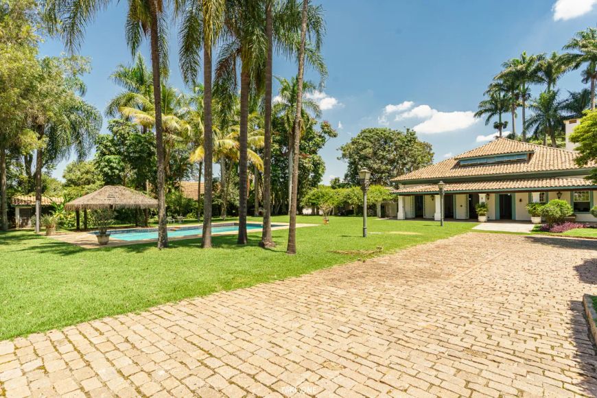 Casa no condomínio Sítios De Recreio Gramado para venda com 5 quartos, sendo 2 suítes, 1,130m²