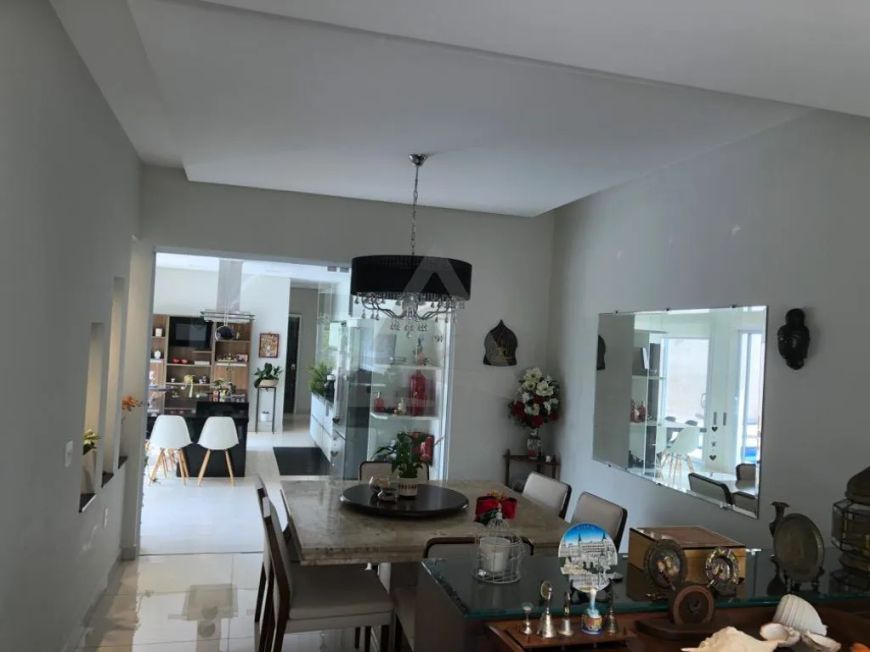 Casa à venda em Campinas, Parque Alto Taquaral, com 4 quartos, com 313 m²