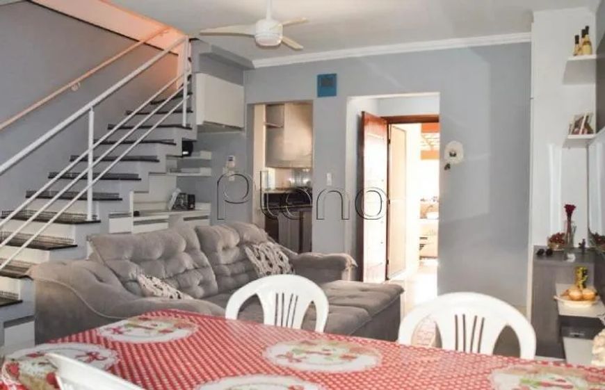 Casa à venda em Campinas, Parque Jambeiro, com 3 quartos, com 81 m²