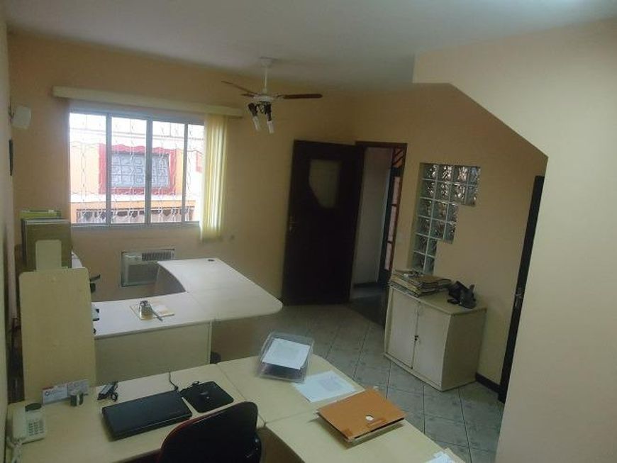 Sobrado à venda em Campinas, Chácara da Barra, com 8 quartos, com 253 m²