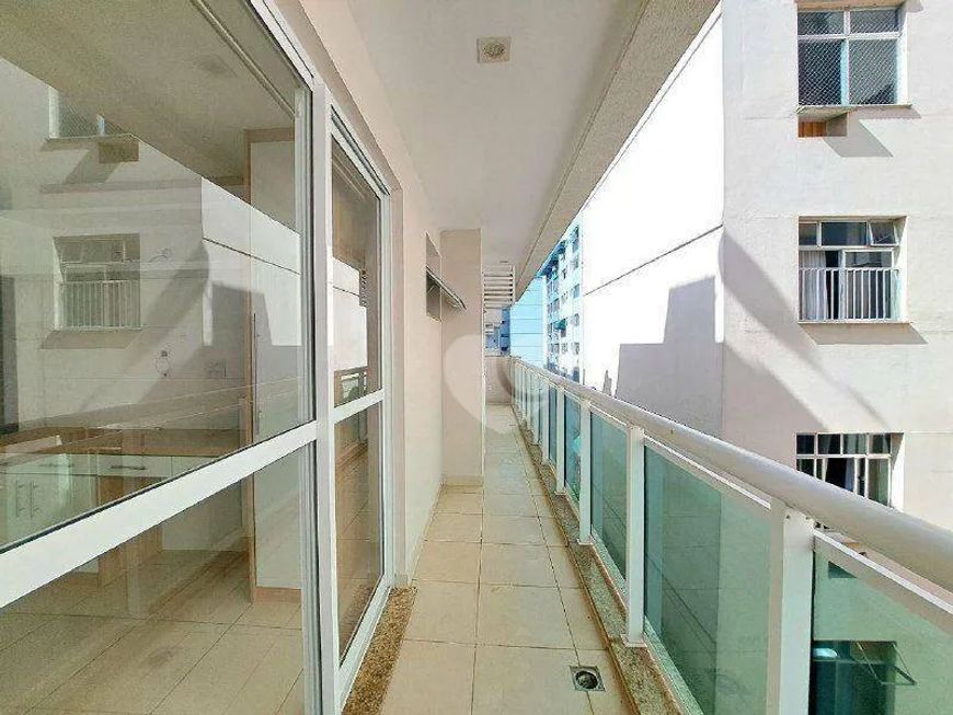 Cobertura Duplex na Mariz e Barros, 2 Quartos sendo 1 Suíte, Varanda, 2 vagas de Garagem R$ 1.300.00