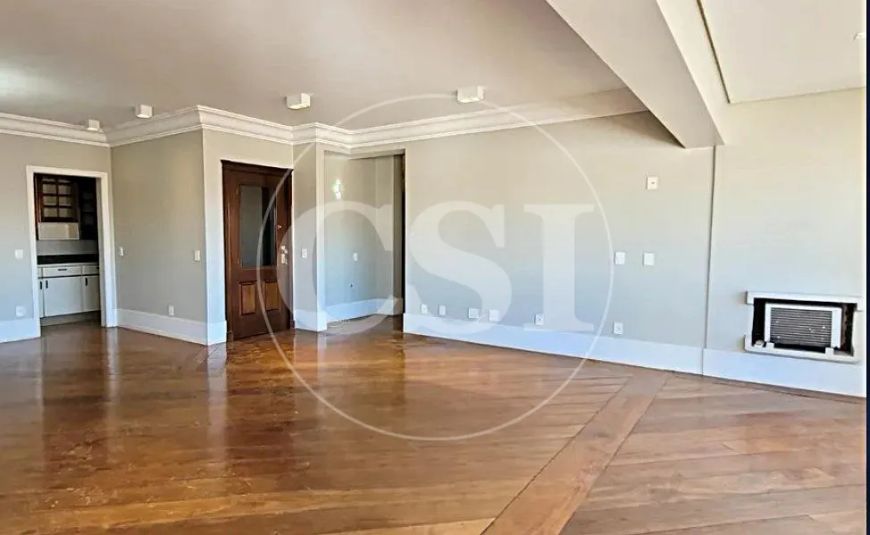 Cobertura duplex no Cambuí: 4 suítes, piscina, área gourmet e 440 m² por R$ 4.000.000.