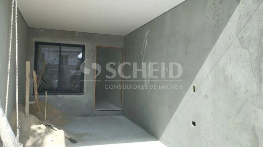 Sobrado a venda com 2 suites e 2 vagas na Vila Marari.