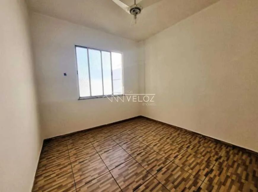 Apartamento - / Residencial / Catete