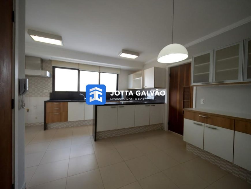 Apartamento a cenda no Cambuí - 1 por andar