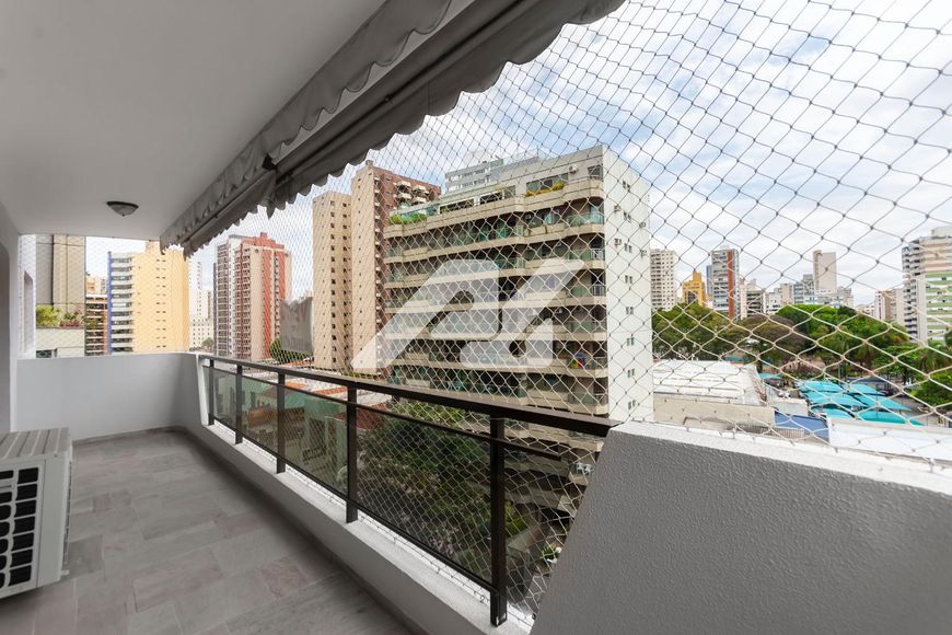 Apartamento à venda no Condomínio MIRANDA na cidade de Campinas no bairro do Cambuí.
