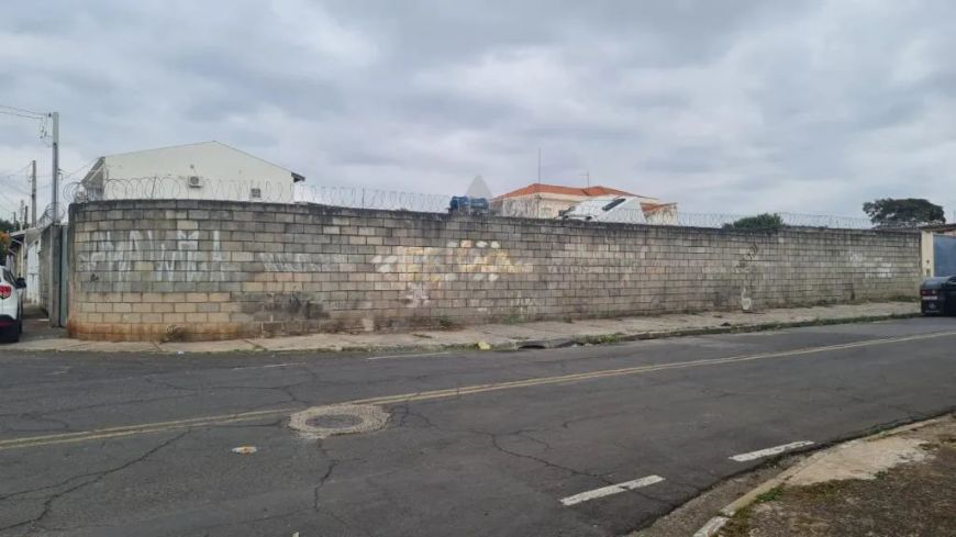 Terreno à venda em Campinas, Vila San Martin, com 350 m²