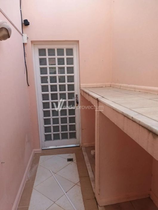 Lindo Sobrado de 200m² com 3 dormitórios a venda