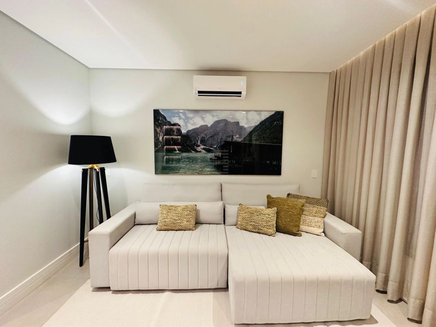 Luxuosa Residência nova à venda no Alphaville Dom Pedro 3- 5 suítes