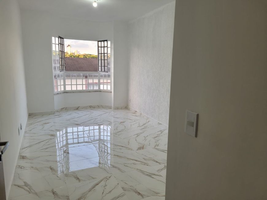 Apartamento para venda tem 55 metros quadrados com 3 quartos em Jardim García - Campinas - SP
