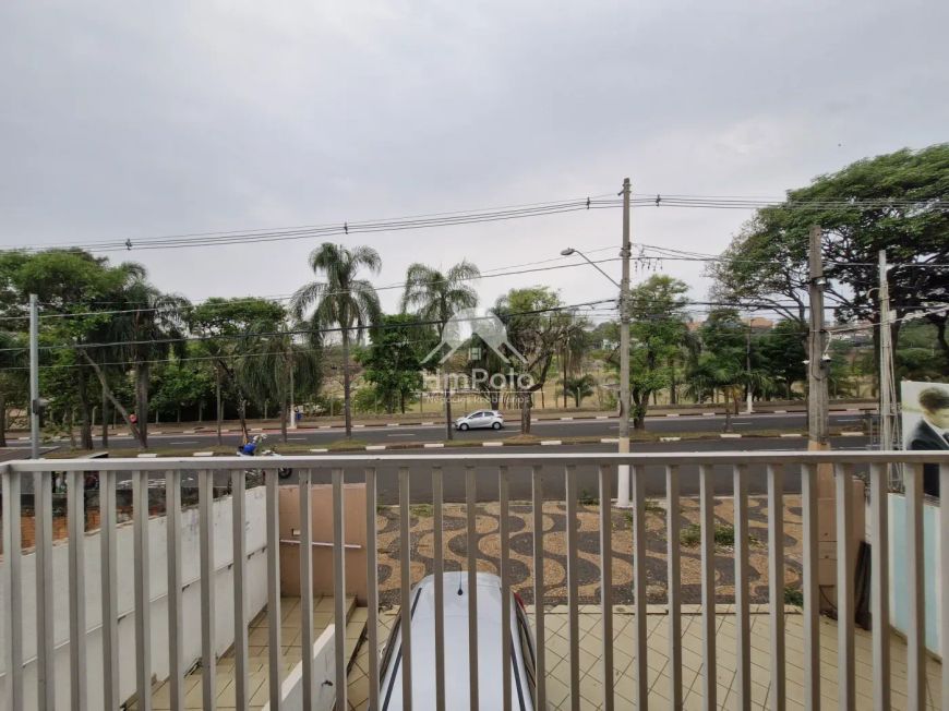 Casa assobradada à venda na Lagoa do Taquaral no Jardim Nossa Senhora Auxiliadora em Campinas, São P