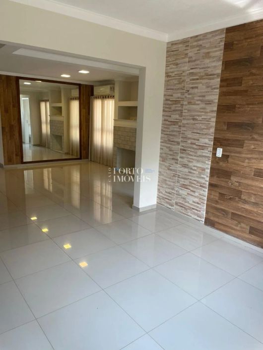 Casa à venda no Alphaville Campinas, com 3 suítes!