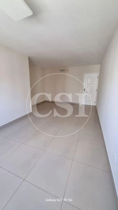 Apartamento 3 quartos, 1 suíte, 105m², R$ 850.000, condomínio com várias comodidades.