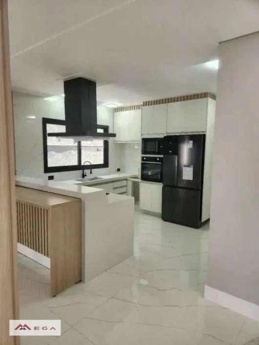 Casa 3 Suítes a venda, Campinas/SP