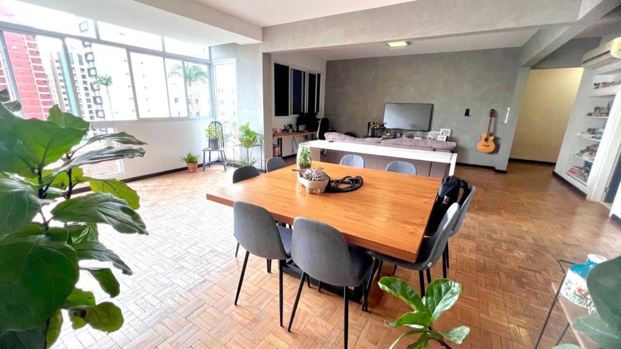Apartamento à venda no Edifício Piauí Maranhão no Cambuí em Campinas - SP