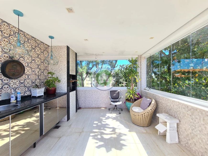 Linda Cobertura de 300 m2 na Barra da Tijuca