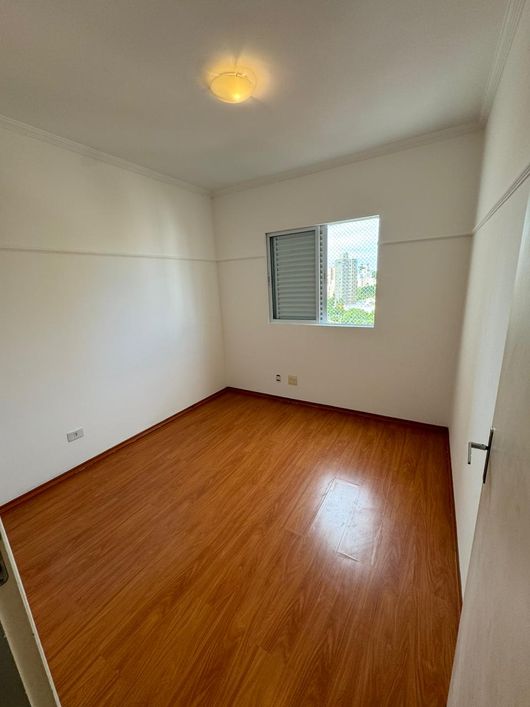 VENDO LINDO APTO, ACONCHEGANTE, BEM AREJADO COM OTIMA LOCALIZAÇÃO