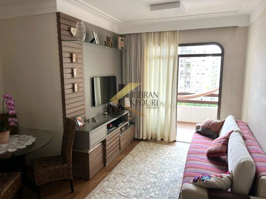 Apartamento à venda no Cambuí - Campinas . Com 1 suíte , 2 salas, lavabo, cozinha planejada ,1 vaga