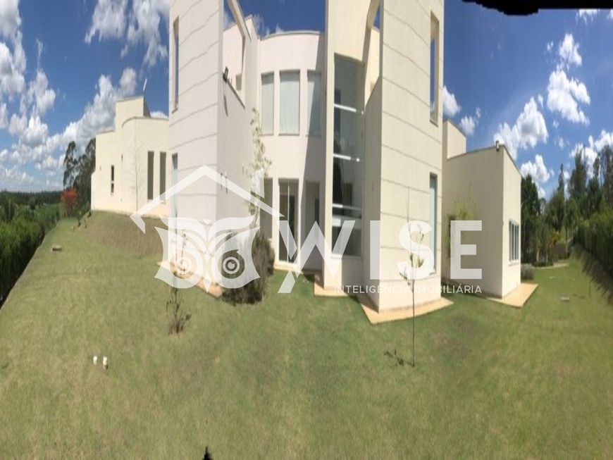 CASA CINEMATOGRAFICA / CONDOMINIO FECHADO EM SOUSAS SP.