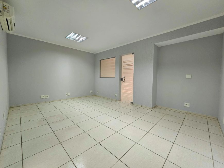 Sala Comercial de Alto Padrão no Centro de Campinas-SP: 1 sala, 1 vaga, 49,05 m² - Aproveite essa op