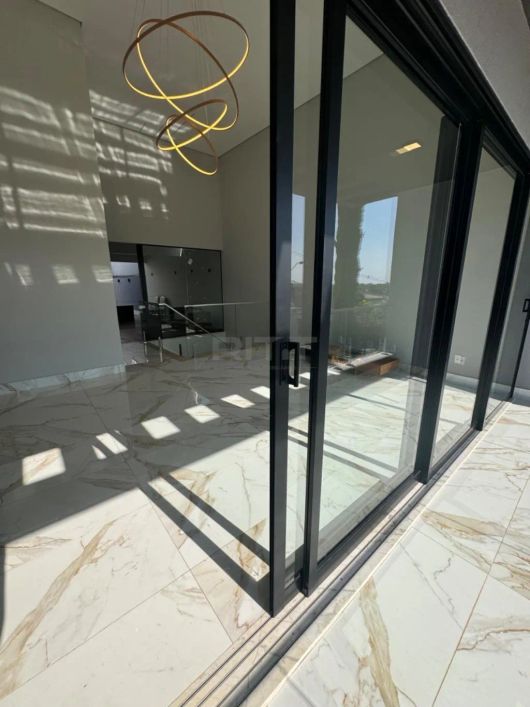 Casa à venda em Campinas, Swiss Park, com 3 quartos, com 237 m², Baden