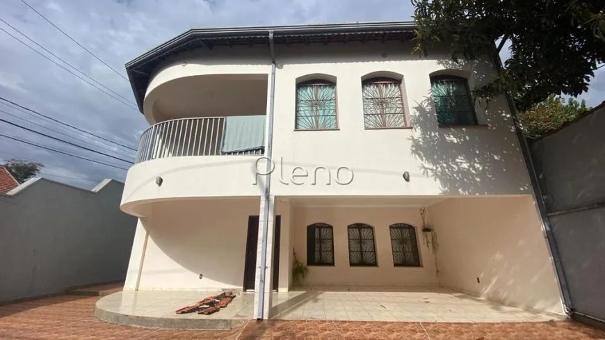 Casa à venda em Campinas, Jardim Nova Europa, com 3 quartos, com 205.83 m²