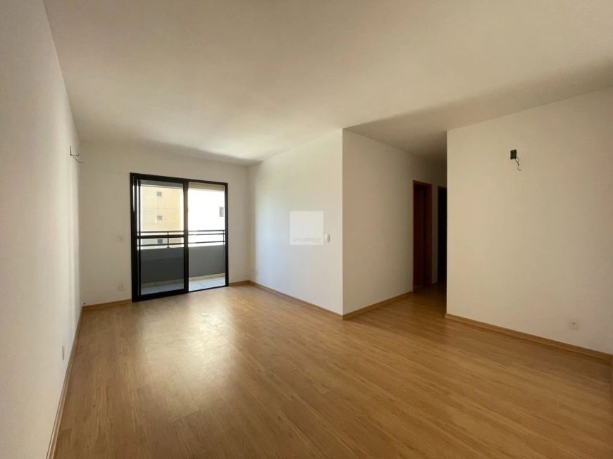 Nivaldo Novaes - Apartamento à venda no bairro Vila Brandina - Campinas/SP