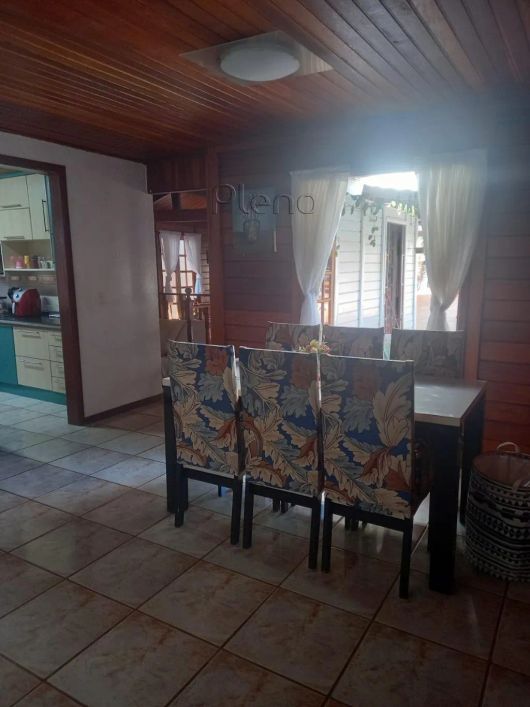 Casa à venda com 3 suítes no Loteamento Caminhos de São Conrado (Sousas), Campinas