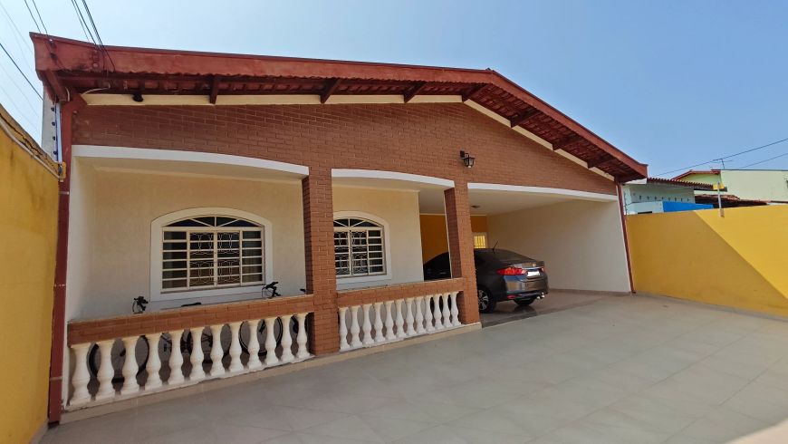 Casa para Venda - 4 dormitorios - terreno 480m2 - Jardim Viracopos - Campinas - SP