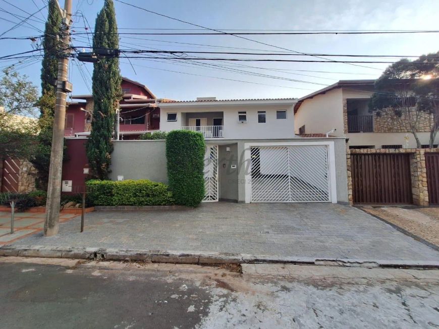 Casa Comercial/Residencial com 5 Dormitórios no Nova Campinas