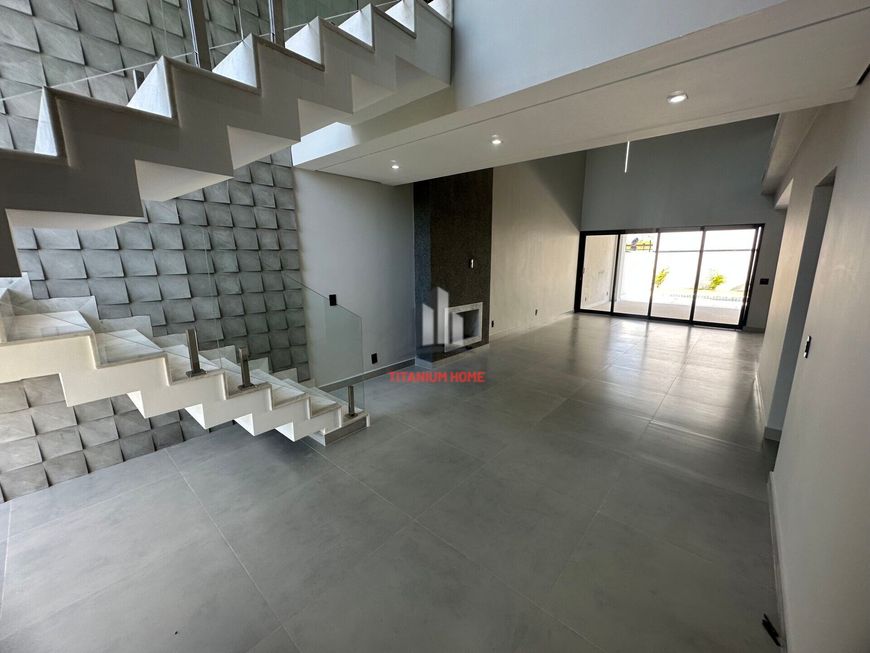 Casa Condomínio