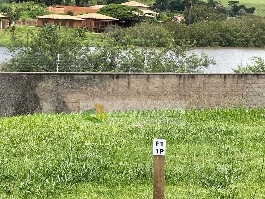 Terreno em condomínio para venda com 530 m² em região privilegiada de frente para o lago