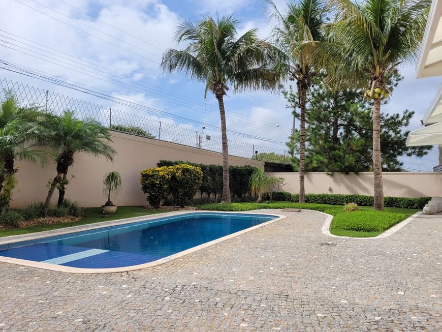 Casa à venda no Condomínio Alphaville Campinas em Campinas - SP.